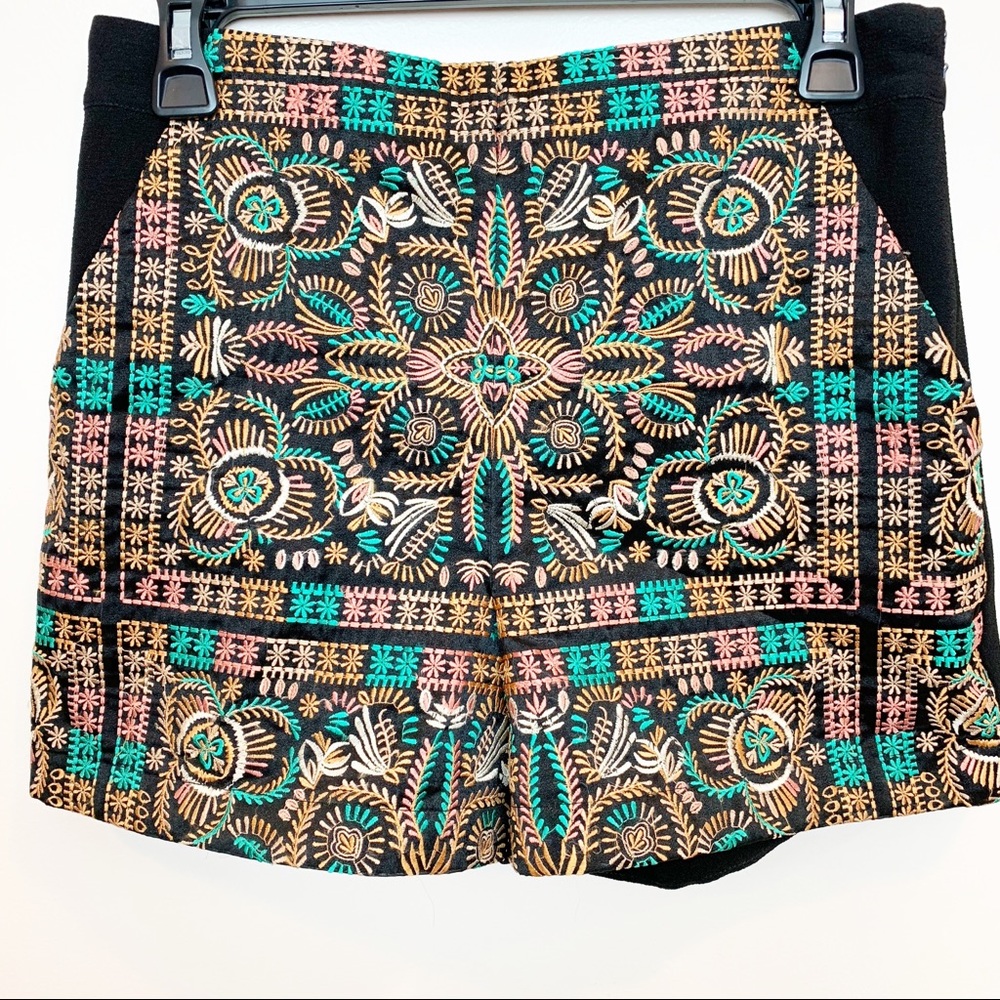 TOPSHOP High-Waisted Embroidered Shorts